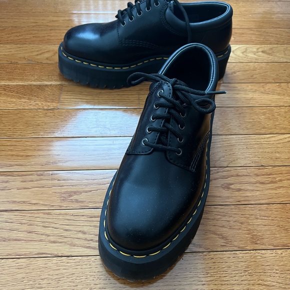 Dr. Martens 8053- UNWORN Platform shoe! Size 9 - Picture 4 of 8